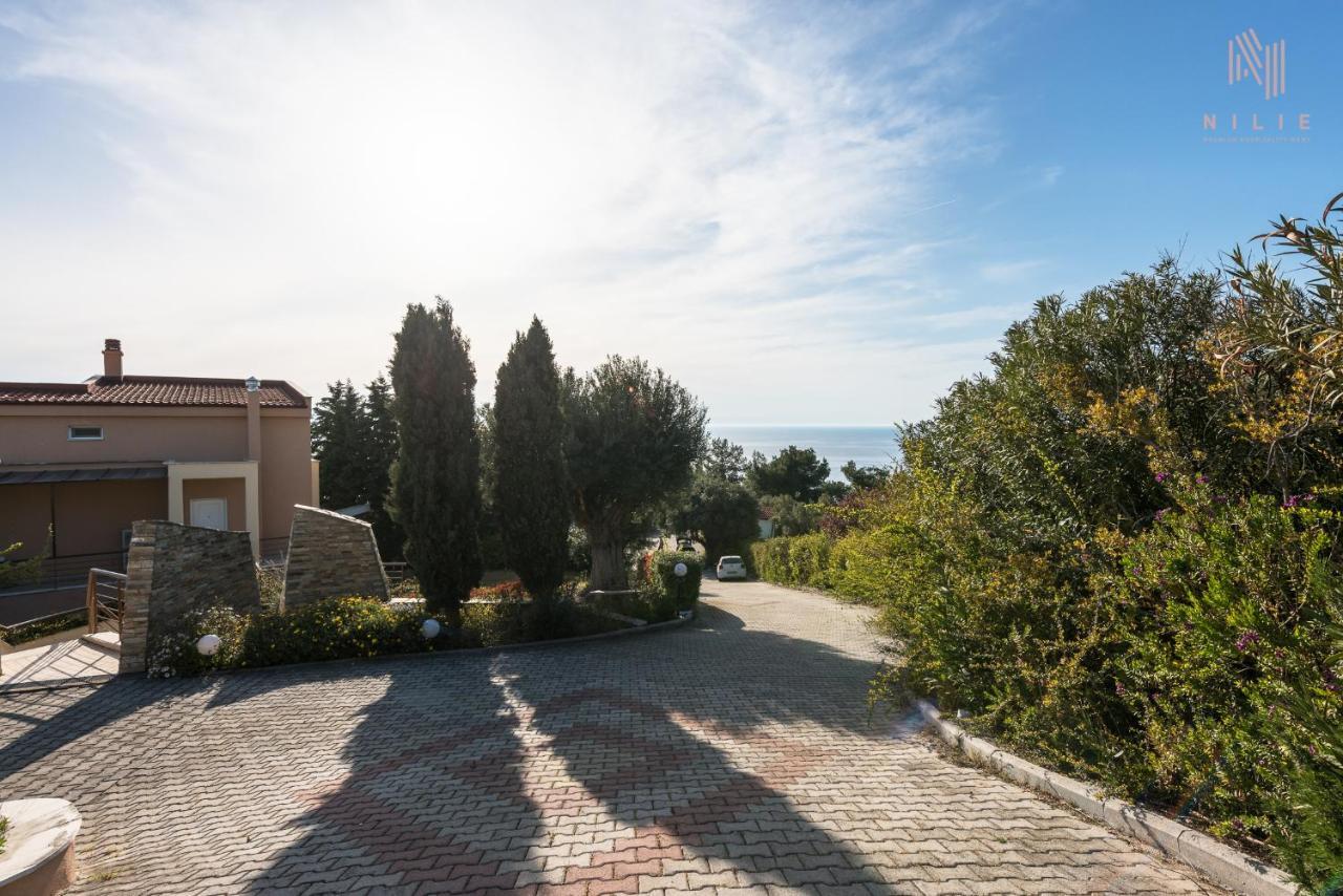 Breathtaking Villa, Nilie Hospitality Mgmt Possidi Extérieur photo