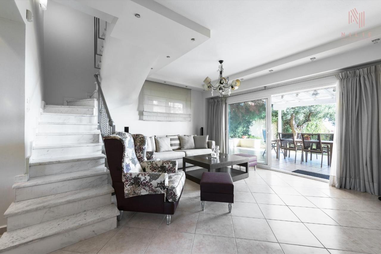 Breathtaking Villa, Nilie Hospitality Mgmt Possidi Extérieur photo