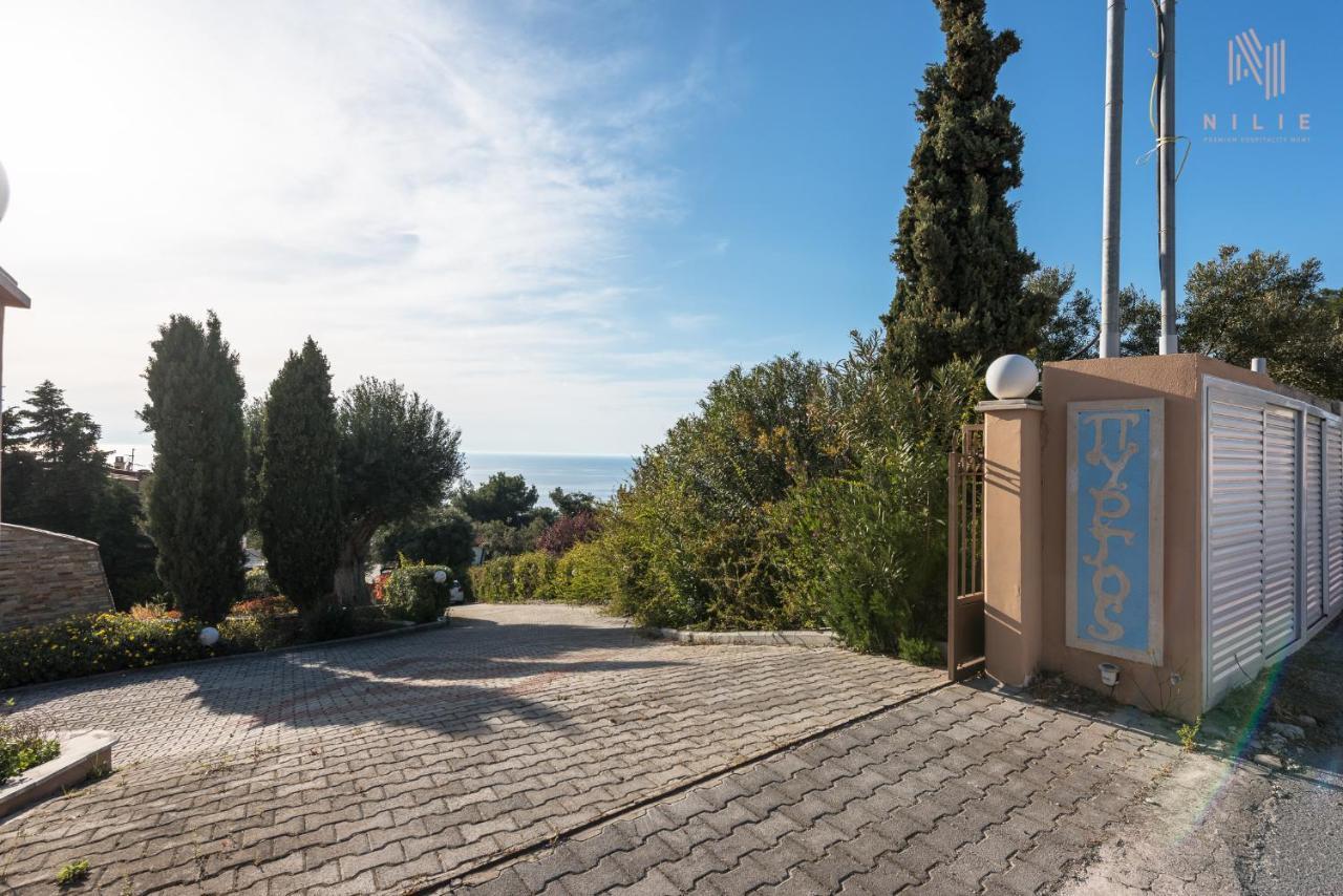 Breathtaking Villa, Nilie Hospitality Mgmt Possidi Extérieur photo