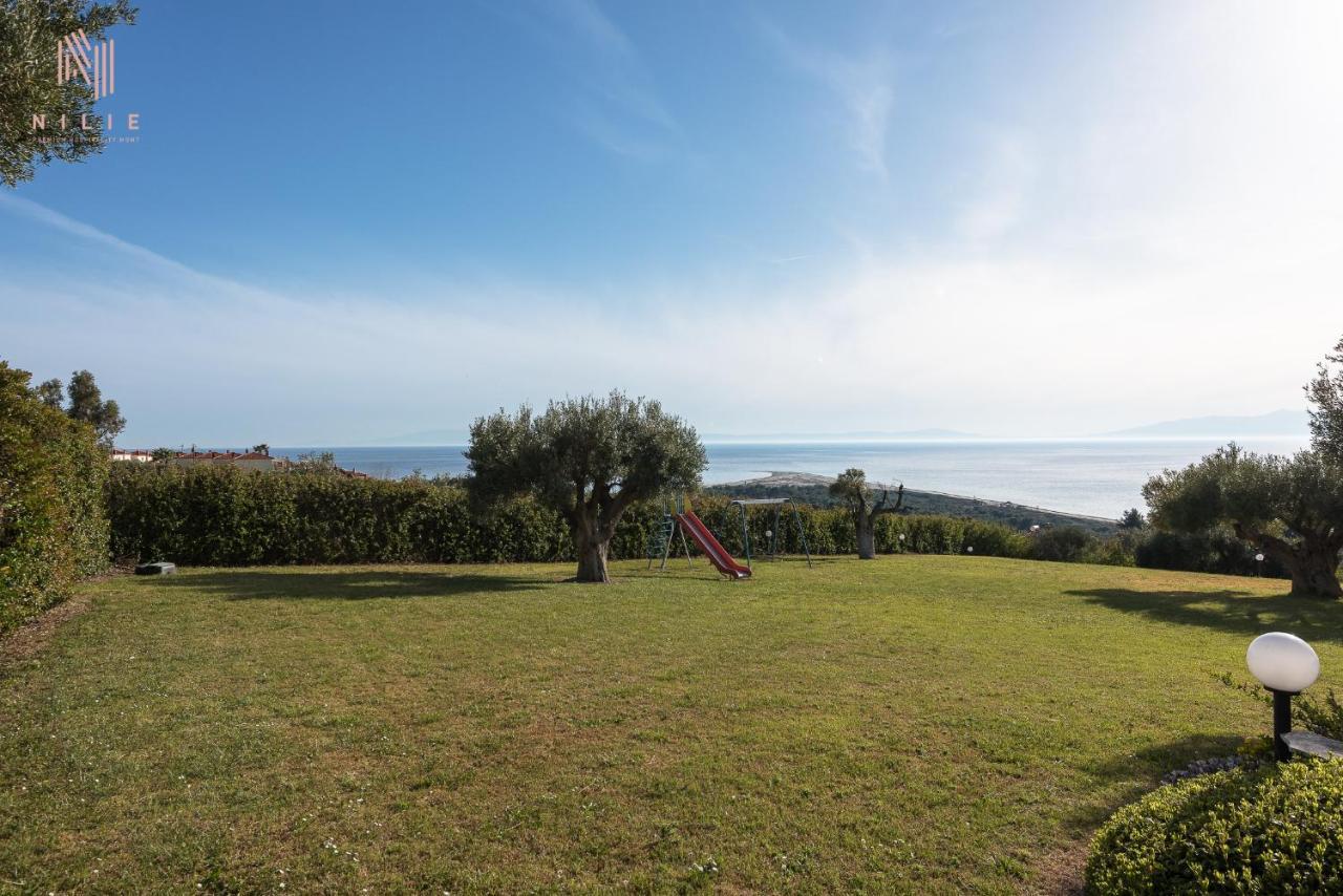 Breathtaking Villa, Nilie Hospitality Mgmt Possidi Extérieur photo